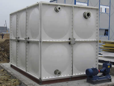 米东玻璃钢保温水箱